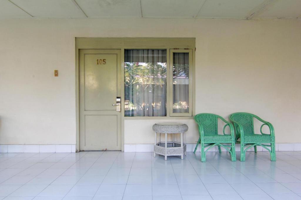 Hotel Grand Rosela Jogyakarta Zewnętrze zdjęcie