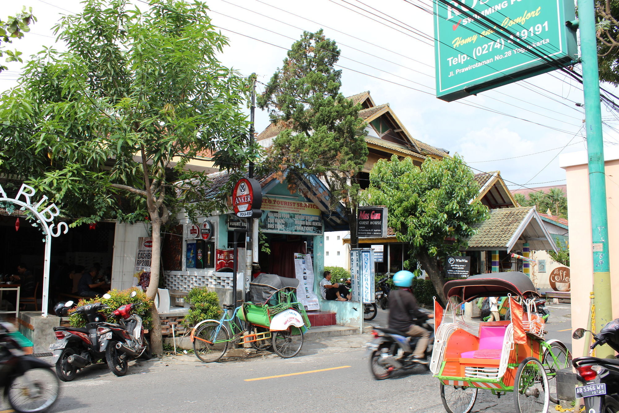 Hotel Grand Rosela Jogyakarta Zewnętrze zdjęcie