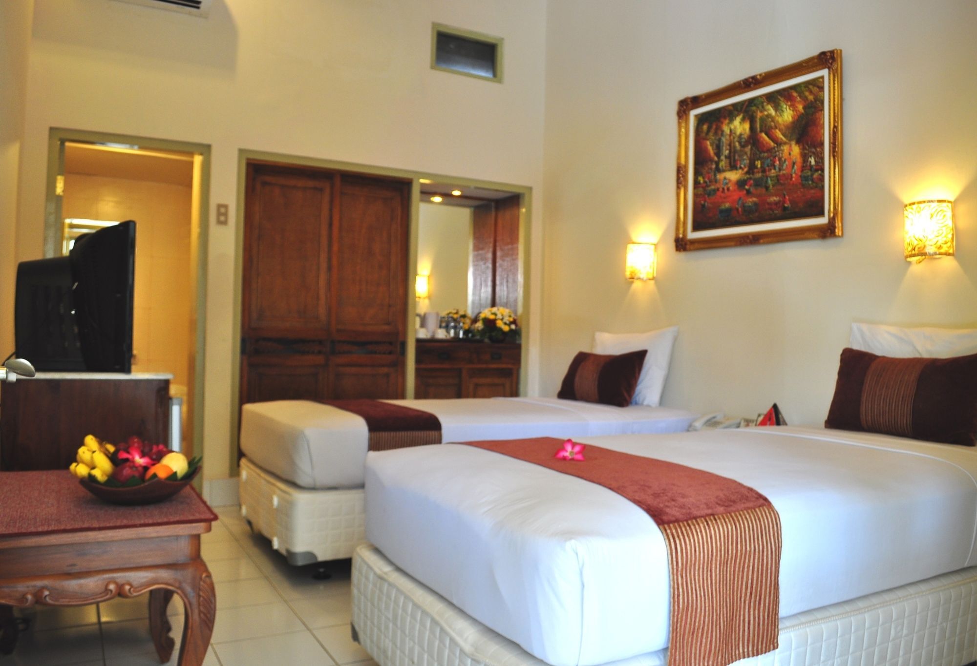 Hotel Grand Rosela Jogyakarta Zewnętrze zdjęcie